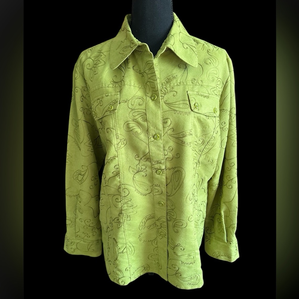 Chicos Green Shacket Jacket Faux Suede Women’s Size 2 (L) Embroidered Paisley